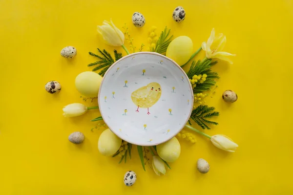 Easter Composition Yellow Tulips Eggs Cookies Yellow Background 로열티 프리 스톡 사진