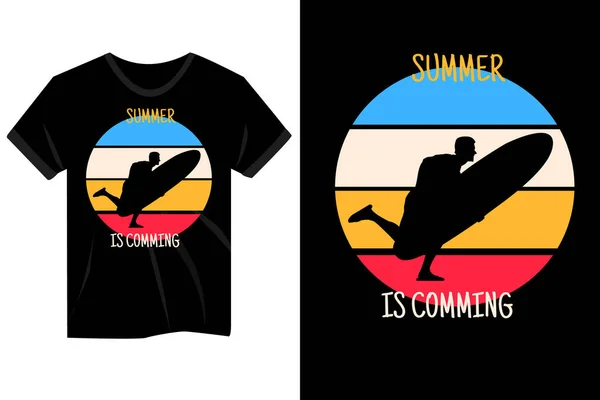 Der Sommer Kommt Mit Surfer Vintage Shirt Design — Stockvektor