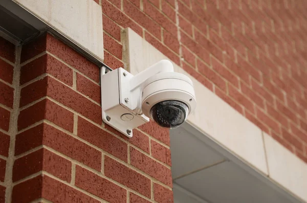 Caddedeki Güvenlik Kamerası — Stok fotoğraf