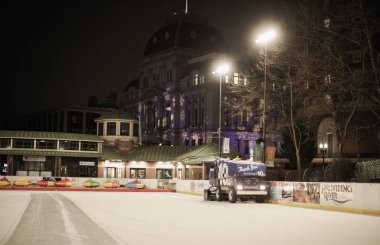İsveç 'teki Stockholm şehrinin gece manzarası