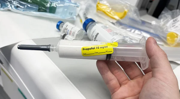 Medical Concept Hand Holding Syringe Vaccine Pills — Fotografia de Stock