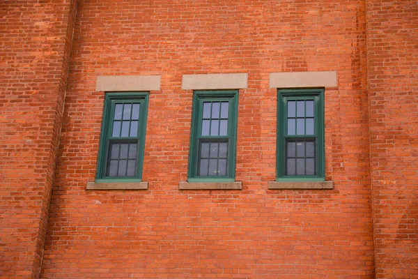 Стены Красного Кирпича Окнами Окном — стоковое фото