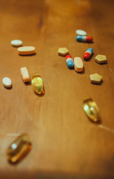 Leki Witaminy Symbolizujące Znaczenie Zdrowego Stylu Życia Zapobieganiu Leczeniu Chorób — Zdjęcie stockowe