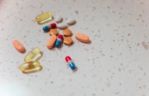 Лекарства Витамины Символизирующие Значение Здорового Образа Жизни Профилактике Лечении Заболеваний — стоковое фото