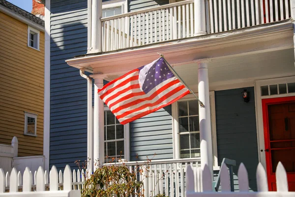 Sokaktaki Amerikan Bayrağı Stok Fotoğraf