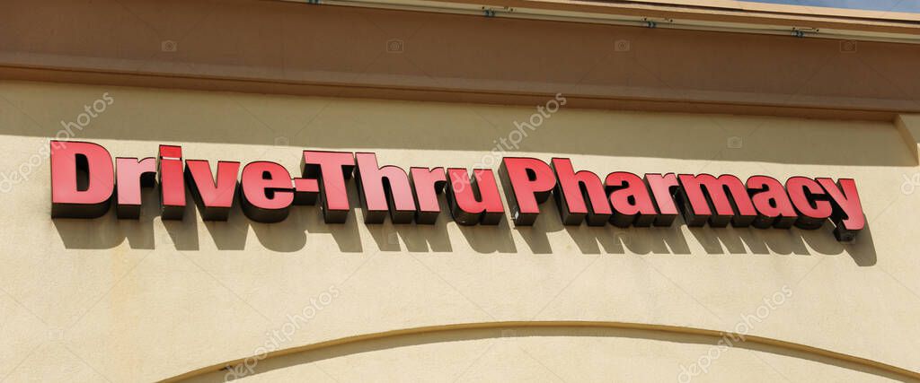 Providence, Rhode Island, EE. UU., 18 de abril de 2023. CVS Pharmacy ...