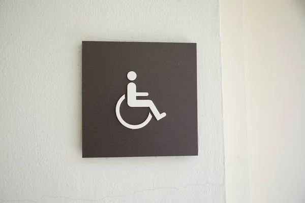Toalettskylt Med Figurer Flicka Kille Och Handikappsymbol Föreställer Kön Och — Stockfoto