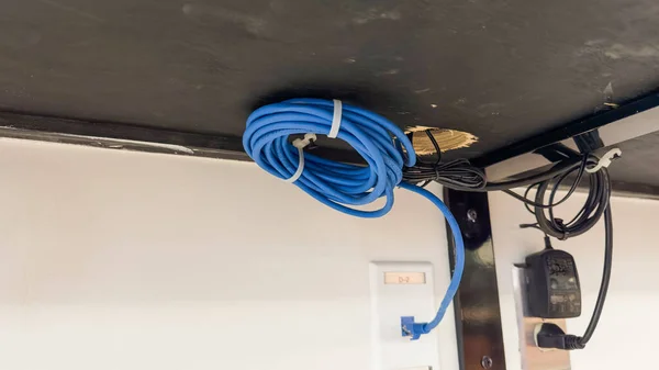 Plugs Elétricos Cabos Simbolizam Conectividade Energia Energia Representam Ligação Entre — Fotografia de Stock