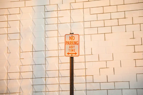 Πινακίδα Απαγορεύεται Παρκάρισμα Συμβολίζει Τους Κανόνες Συμμόρφωση Και Διατήρηση Της — Φωτογραφία Αρχείου
