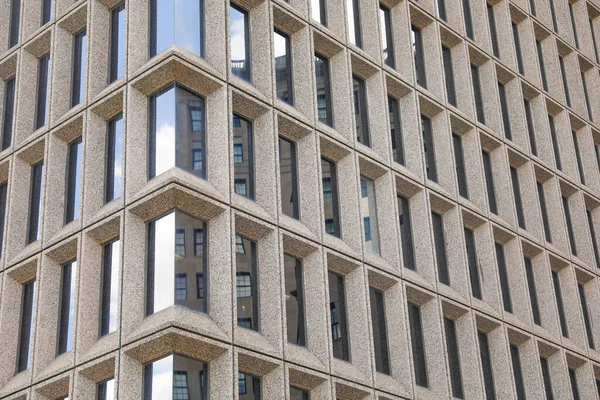 Modern Irodaház Komplexum Bőséges Ablakokkal Szimbolizálja Átláthatóságot Innovációt Összeköttetést Dinamikus — Stock Fotó