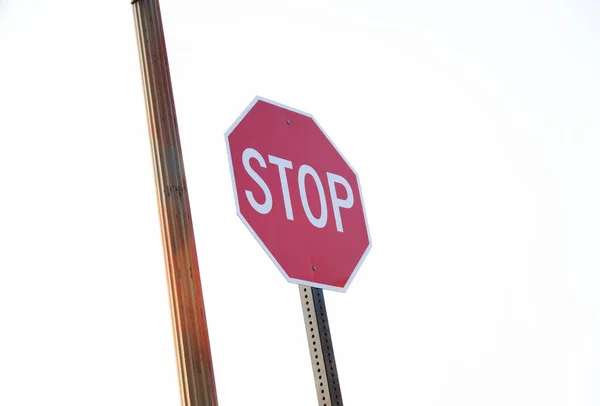 Rotes Stoppschild Bedeutet Vorsicht Sicherheit Kontrolle Und Die Notwendigkeit Anzuhalten — Stockfoto