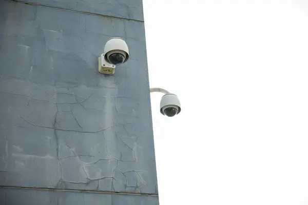 Kamery Bezpieczeństwa Kamery Drogowe Symbolizują Nadzór Monitorowanie Bezpieczeństwo Publiczne Zapobieganie — Zdjęcie stockowe