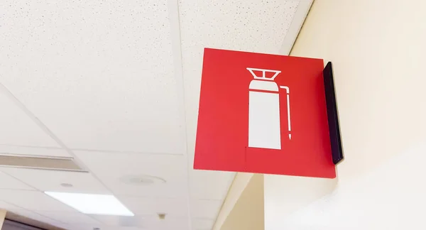 Πυροσβεστήρας Συμβολίζει Την Ασφάλεια Την Ετοιμότητα Την Προστασία Και Την — Φωτογραφία Αρχείου