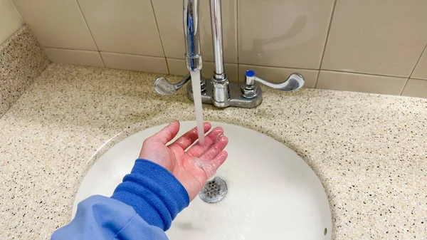 Tvätthänderna Symboliserar Renlighet Hygien Rening Egenvård Hälsa Och Vikten Korrekt — Stockfoto