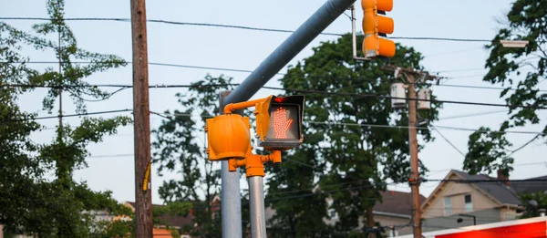 Street Light Walking Symbolizes Safety Guidance Illumination Nighttime Urban Life — Stock Photo, Image