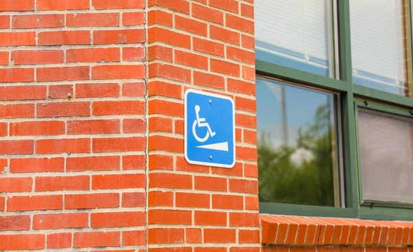 Znak Upośledzenia Oznacza Integrację Równe Prawa Wsparcie Dla Osób Niepełnosprawnych — Zdjęcie stockowe
