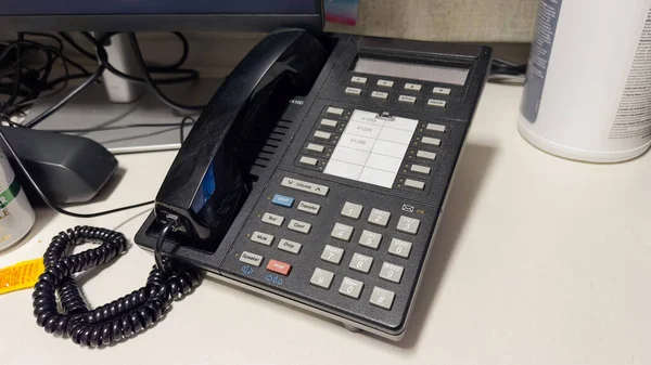Vintage Telefoon Belichaamt Nostalgie Communicatie Verbinding Het Klassieke Ontwerp Vertegenwoordigt — Stockfoto