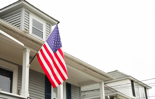 Bandera Estados Unidos Símbolo Del Patriotismo Libertad Ondea Orgullosamente Contra — Foto de Stock