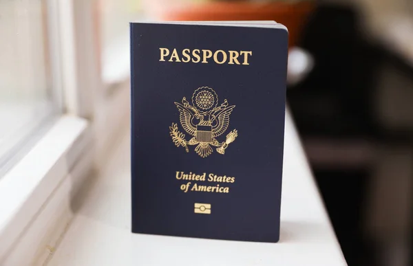 アメリカのパスポートとアメリカの国境 — ストック写真