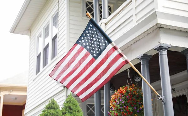 Αμερικανική Σημαία Για Σπίτι — Φωτογραφία Αρχείου