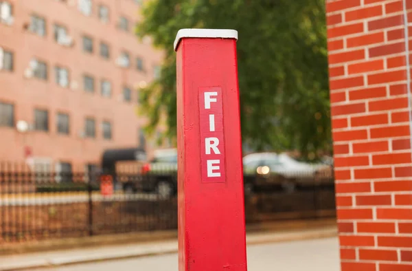 Συναγερμός Πυρκαγιάς Κόκκινη Πινακίδα Στην Πυρκαγιά — Φωτογραφία Αρχείου