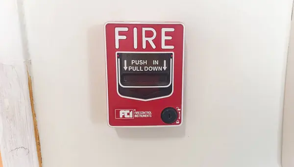 Κουμπί Συναγερμού Πυρκαγιάς Περίπτωση Έκτακτης Ανάγκης — Φωτογραφία Αρχείου