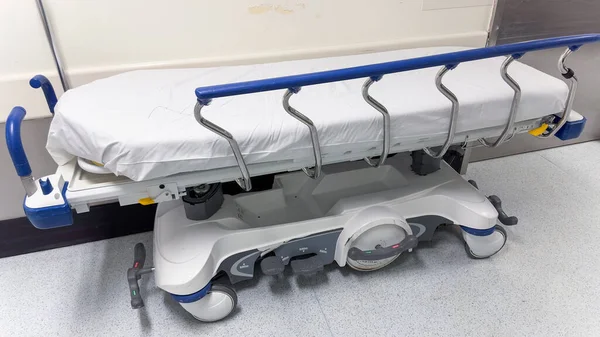 医院的空床 — 图库照片