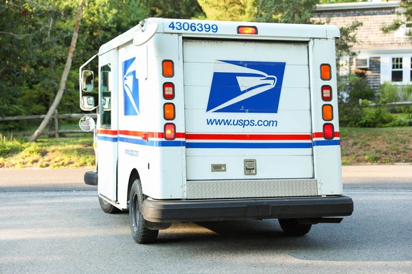 手紙とメールの郵便ポスト ボックス — ストック写真
