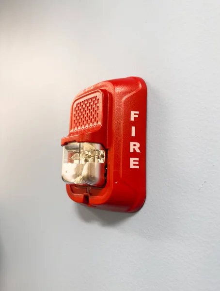 Extintor Incendios Una Pared Blanca — Foto de Stock