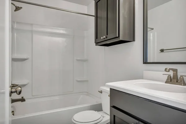 现代浴室的内部 3D渲染 — 图库照片
