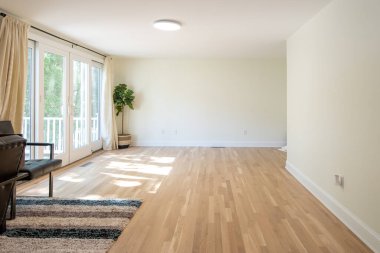 Yeni dairede boş bir oda. 3d oluşturma