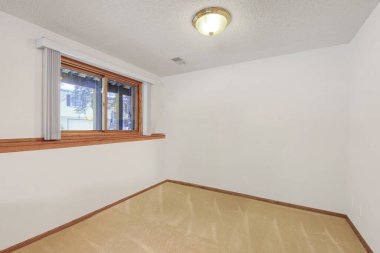 Modern apartmanın içinde.