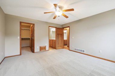 Yeni bir apartman dairesi.