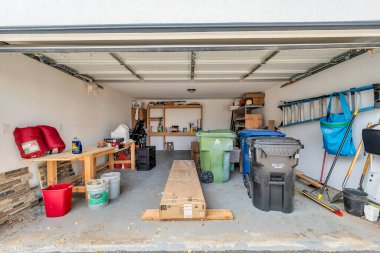 Evdeki eski kirli garaj, 3 boyutlu.