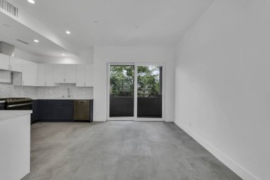 Modern bir evde boş bir daire. 3d oluşturma  