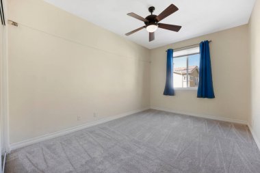 Boş eski oda. 3d oluşturma  