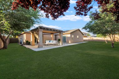 Parktaki güzel lüks ev. 3d oluşturma