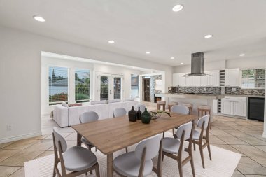 Modern bir dairede ahşap masalı 3D tasarım, yemek odası.