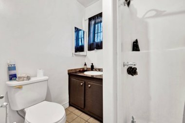 Penceresi olan modern bir banyo. 3d oluşturma 