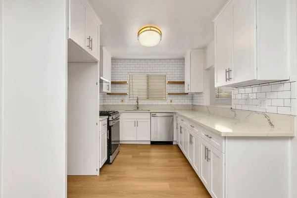 Modern Kitchen White Walls Wooden Floor Rendering — Stockfoto