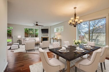 Güzel evdeki yemek odasının 3 boyutlu iç tasarımı