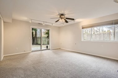 Boş oda iç tasarımı. 3d oluşturma