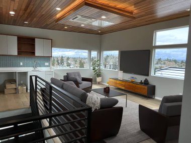 Modern oturma odasının içinde kanepe var. 3d oluşturma