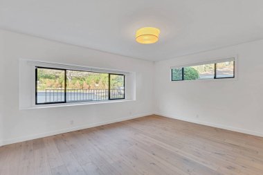 Yeni çağdaş dairenin boş alanı. Modern ev 