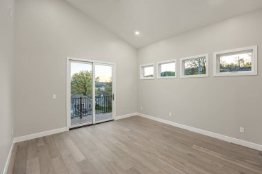 Yeni boş oda iç tasarımı. Yeni daire