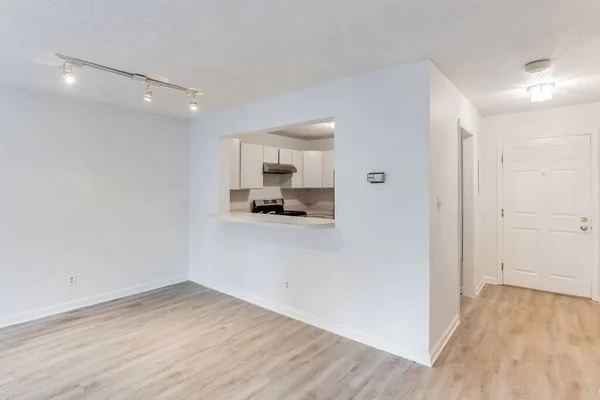 Luxe Lichte Keuken Interieur Met Elegante Meubels Binnen Van Ruime — Stockfoto