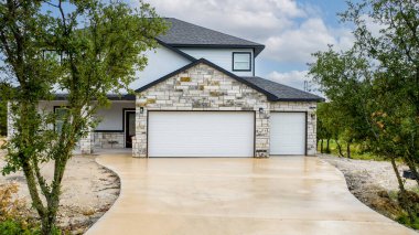 Güzel bir aile evinin dışında. 3d oluşturma