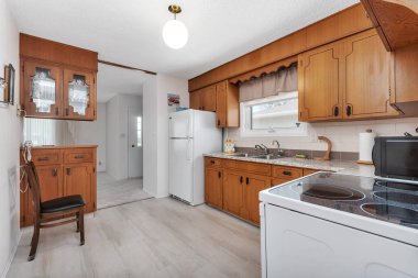 Modern mutfaktaki dolaplar ve aletler. 3d rendeirng