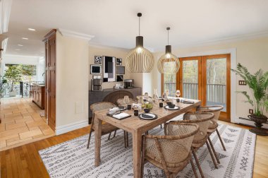 Güzel evdeki yemek odasının 3 boyutlu iç tasarımı