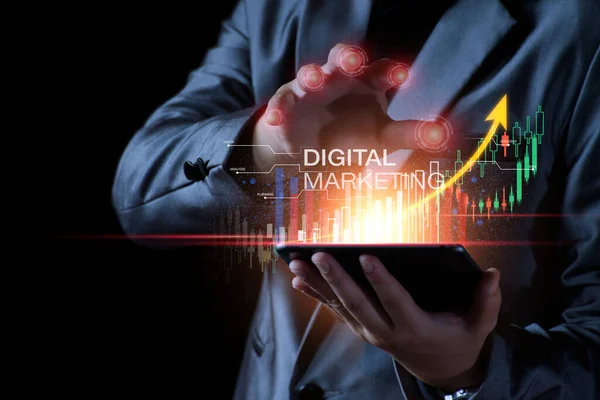 Concepto Marketing Digital Hombre Negocios Que Analiza Comercialización Del Internet — Foto de Stock